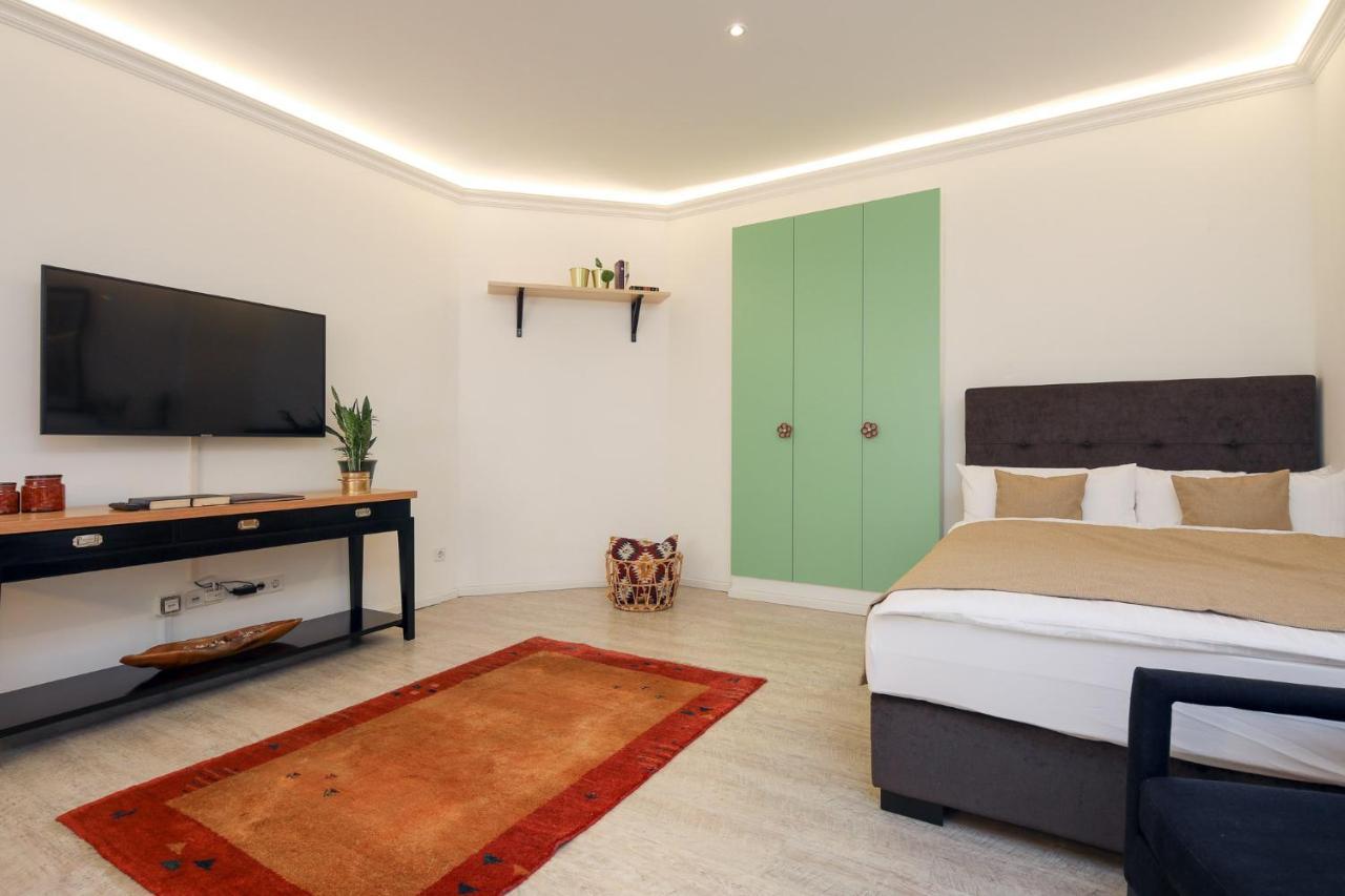 5 Personen Altbau Nahe Kurfuerstendamm - Shakespeare Berlin Ngoại thất bức ảnh